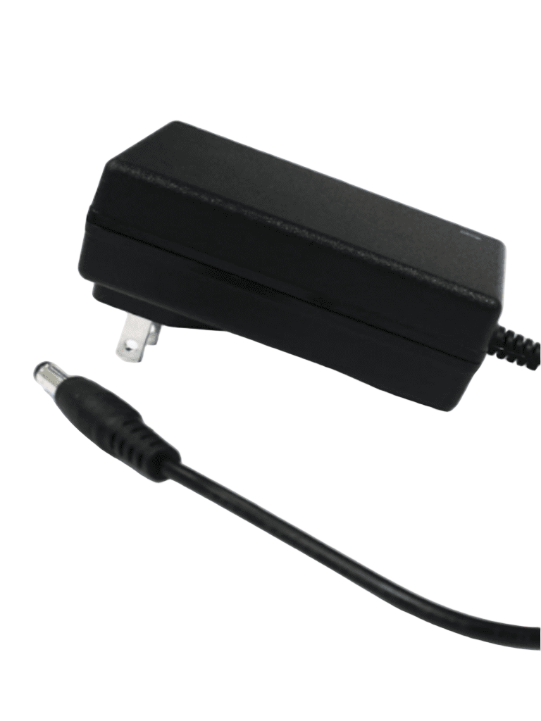 SAXXON PSU1203 - Fuente de Poder Regulada de 12 Vcc 3 Amperes/ Cable de 1.2 Metros/ Para Usos Multiples: Sistemas de CCTV, Acceso, Asistencia, etc/ Certificación UL/